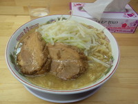 「豚入りラーメン(大盛) 950円」@ラーメン 龍郎の写真