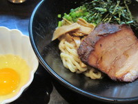 「塩あっさり（並）+生玉子　「750円+50円」」@まぜそば専門店 大空の写真