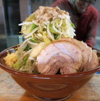 「（麺マシ）ラーメン 650円 + 大盛 + 豚 + うずら」@豚星。の写真