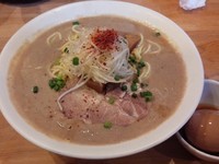 「鶏だく＋煮玉子」@麺屋 極鶏 一乗寺本店の写真