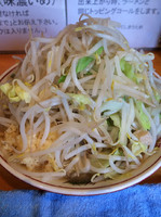 「小ラーメン(ヤサイニンニク)」@豚星。の写真