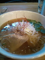 「海老薫醤油ラーメン」@麺劇場 玄瑛の写真