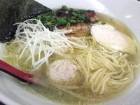 「【土日終日＆平日夜限定】鶏満彩塩らーめん￥850」@麺屋 味翔の写真