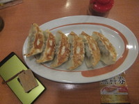 「ギョーザ216円(無料券で無料)＆旨辛らーめん大盛745円」@幸楽苑 秋葉原店の写真