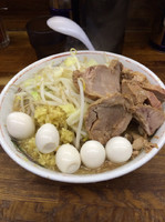 「ミニラーメン 680円 うずら卵 100円 刻み生姜 50円」@ラーメン二郎 新小金井街道店の写真