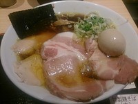 「特製鶏そば　しょうゆ」@松戸富田製麺 ららぽーとTOKYO-BAY店の写真