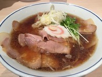 「醤油チャーシューめん」@らーめん鱗 茨木店の写真