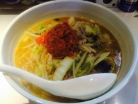 「みそ野菜・大＋火薬玉」@湯麺 大八の写真