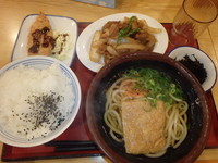 「きつねうどん(290円)他」@高陽食堂の写真