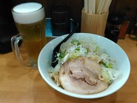 「濃厚豚骨油そば（ネギ増し）＋生ビール（720円＋280円）」@麺処 うち田の写真