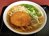 「（カレー）コロッケうどん￥320」@潮屋 梅田店の写真