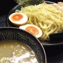 味玉鶏白湯つけ麺（中）・中太麺￥850