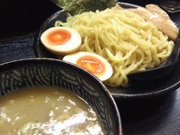 「味玉鶏白湯つけ麺（中）・中太麺￥850」@濃厚中華そば 麺 松蔵の写真