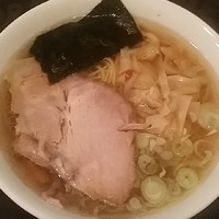 「地鶏ラーメン（正油）７００円」@地鶏ラーメン はるくの写真