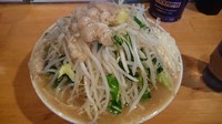 「小ラーメン豚入り(全増し)」@豚星。の写真