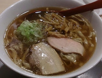 「喜多方らーめん（醤油味） 800円」@麺や 七彩 東京駅の写真