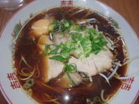 「中華そば(玉子入り)(650円)」@スター本店の写真