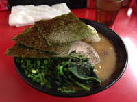 「半熟味玉ラーメン 万能ネギ」@武蔵家直系 ぼうそう家の写真