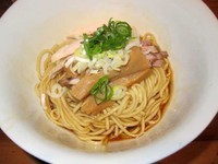 「鶏油そば　600円」@ラーメン屋 トイ・ボックスの写真