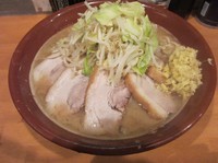 「大ラーメン豚入り（９００円）＋麺マシ＋豚マシ」@豚星。の写真