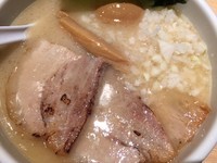 「ホタテの６９＋特製おらが＋玉ねぎ」@SHINBASHI おらがの写真