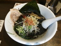 「黒アジ【限定】」@俺らラーメン ちょもらんまの写真