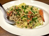 「【本日限定】渡り蟹のガーリッククリームレモン（並盛り）￥890」@ラーメンアキラの写真