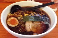 「特選醤油らーめん(820円)」@らあめん 美春 桜川店の写真