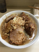 「ラーメン豚入り」@ラーメン荘 歴史を刻め 本店の写真