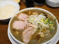 「バリ煮干そば 麺硬め＋サービスライス」@中華そば つし馬の写真