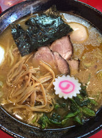 「醤油らーめん  味玉」@らーめん 三丁目の写真