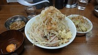 「ラーメン少 全マシヤサイ多め卵」@ラーメンの店 どでん 北浦和店の写真