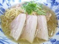 「四番の基本の塩らーめん」@塩らーめんあいうえおの写真