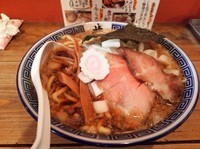 「背脂醤油ラーメン(850円)」@井田商店の写真