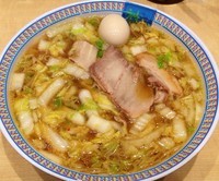 「おいしいラーメン680　大250　味玉100　塩にぎり100」@どうとんぼり神座 渋谷店の写真