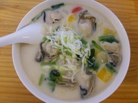 「オイスターチャウダーラーメン（中太麺）」@濃厚ラーメン じゅんの写真
