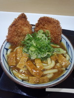 「Ｗカツカレーうどん（並）590円」@丸亀製麺 島忠ホームズ草加舎人店の写真