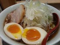 「喜多方ラーメン醤油１０００円（中盛り）」@麺や 七彩 東京駅の写真