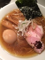 「味玉醤油そば 900円」@SOBAHOUSE金色不如帰の写真