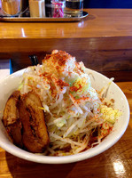 「背脂ニンニク辛そば ¥750」@BUSHOU IRUMA BASE 本店の写真