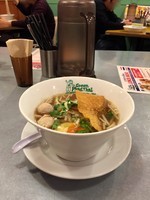 「タイ醤油ラーメン」@グリーンパッタイ 大崎店の写真