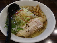 「淡麗しおラーメン大盛710円　（大盛無料）」@麺場 風雷房 長岡店の写真