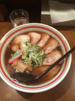 「醤油ラーメンチャーシュートッピング」@らーめん 鴇の家の写真