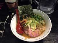 「濃厚らーめん（蟹×鶏白湯）800円」@雨ニモマケズの写真