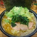 中盛ラーメン＋キャベツ　880円