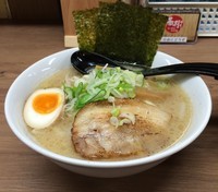 「醤油ラーメン」@エビ豚骨拉麺 春樹 代々木店の写真