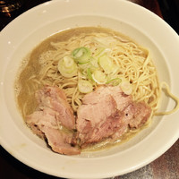 「肉そば中」@自家製麺 伊藤 銀座店の写真