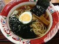 「醤油ラーメン」@はなし處 浜町亭 総合スポーツセンター店の写真