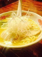 「鶏白湯らーめん¥820＋味玉（クーポン）」@麺・酒処 ぶらりの写真
