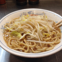 「らーめん ヤサイ少なめ」@らーめん大 本郷店の写真